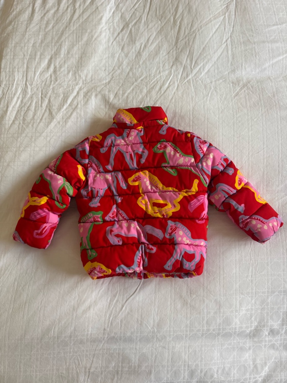 Stella McCartney Kids Red Painted Horses Print Puffer Jacket size 3 years - Picture 3 of 6